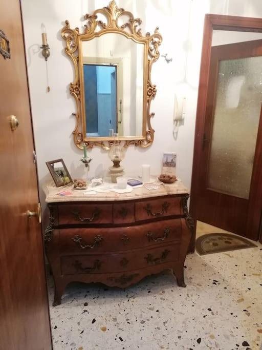 La Casa Di Mio Padre Apartment Naples Luaran gambar