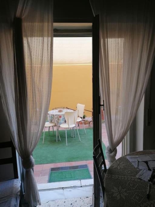 La Casa Di Mio Padre Apartment Naples Luaran gambar